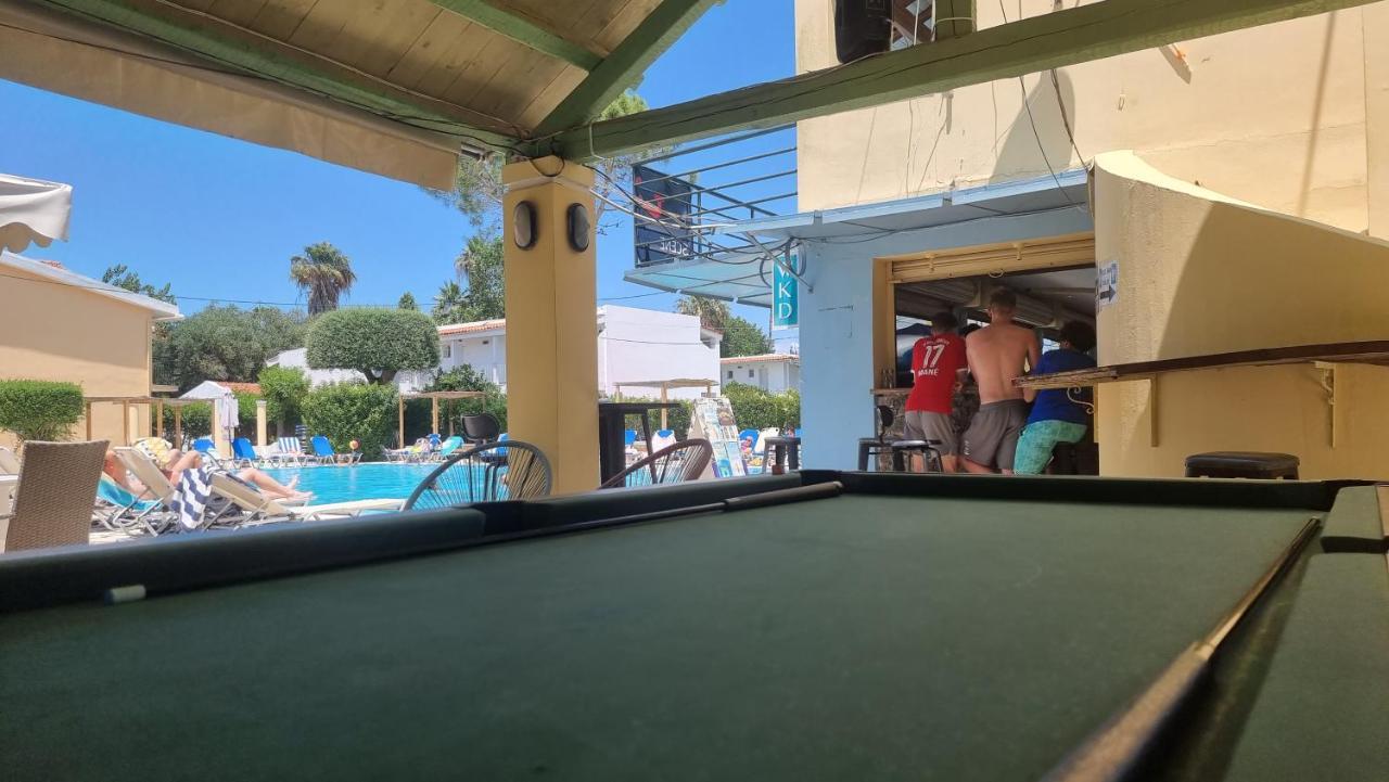 Meraki Kavos Luaran gambar