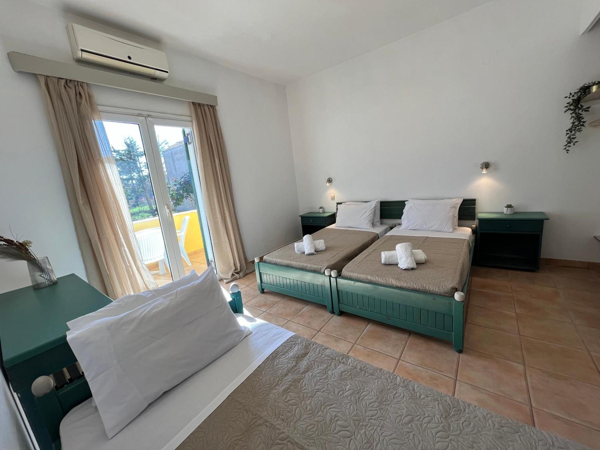 Meraki Kavos Luaran gambar